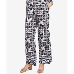 Size
4 Rachel Roy Printed Wide-Leg Pants